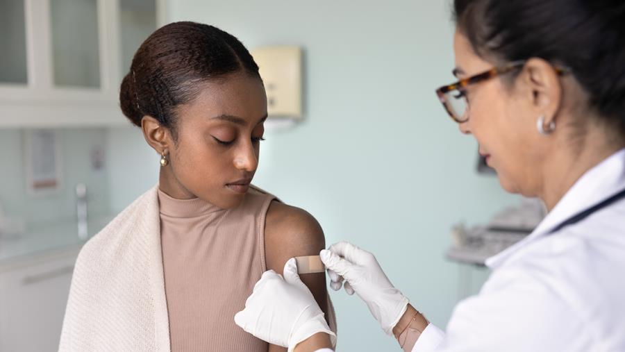 Actualités vaccinales : de l'enfant à l'adulte, et de la Belgique au bout du monde