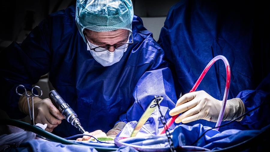 Eerste Belgische focuskliniek voor geplande knie- en heupprotheses